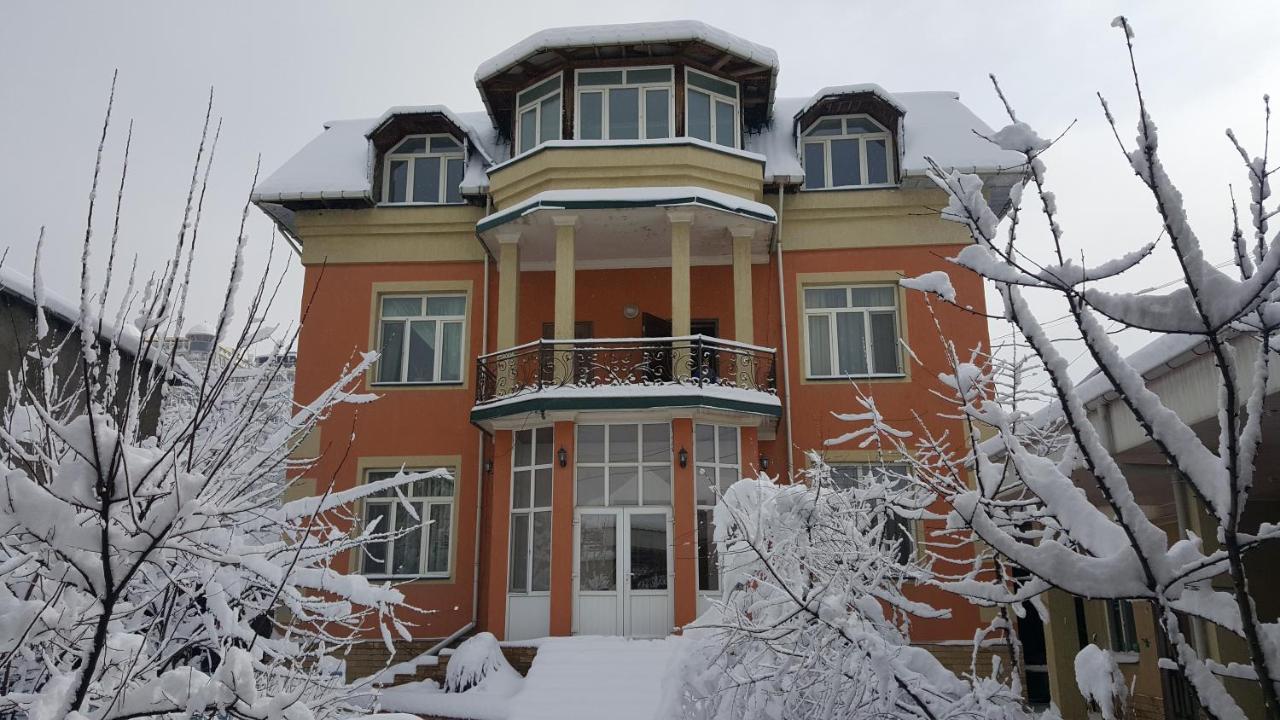 Pamir Hotel-Hostel Dushanbe Exterior photo